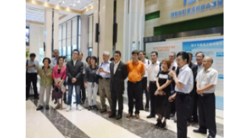 台湾企业家调查团一行莅临合乐HL8调查