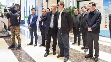 要闻｜广西壮族自治区政协副主席陈刚慰问合乐HL8总经理宋海农