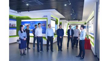 中国科协国际联系部副部长王庆林调研集团海智基地工作站运营情况
