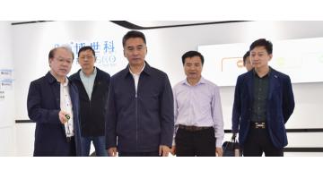 自治区政协副主席、广西大学党委书记王乃学莅临合乐HL8调研