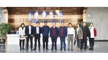 自治区市场监管局二级巡视员胡振洲率队莅临合乐HL8调研